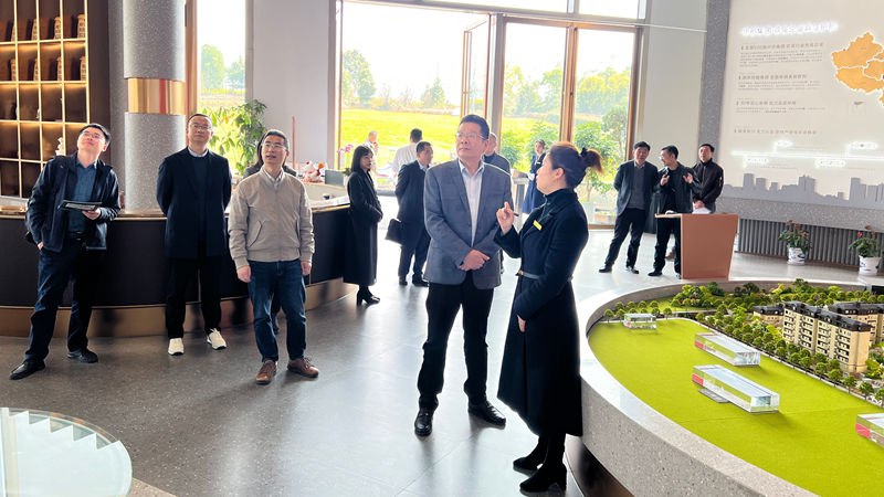 興合集團董事長趙有國調研慰問在川企業